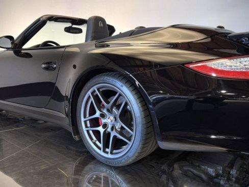 Used 2012 Porsche 911 Carrera 4S AWD/4WD image 24