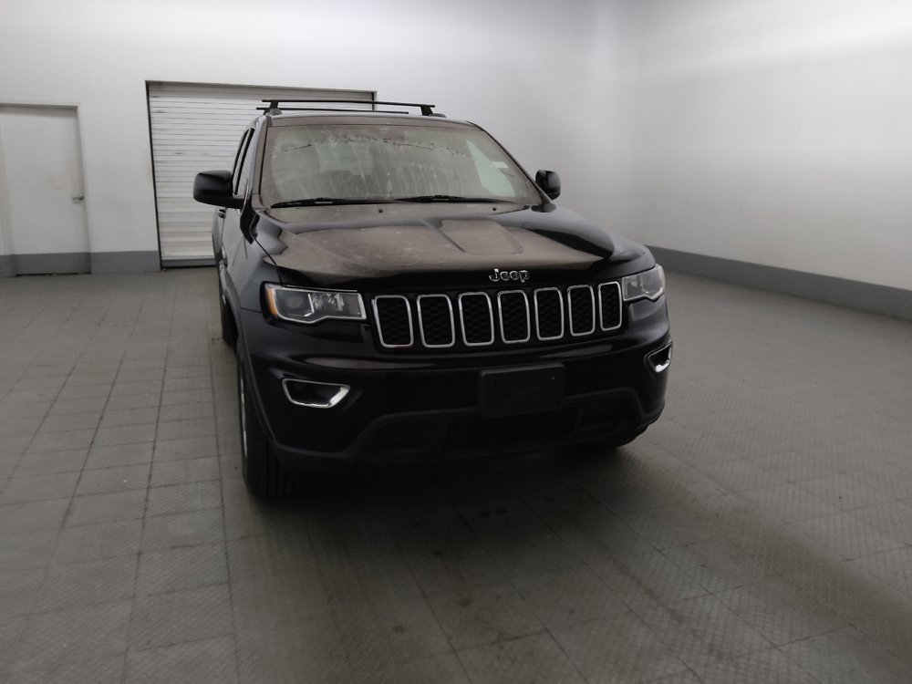 Used 2019 Jeep Grand Cherokee Laredo AWD/4WD image 14