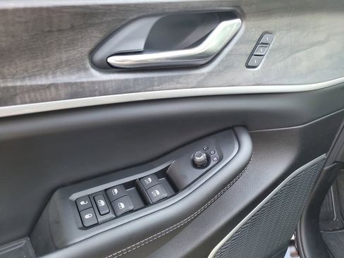 New 2026 Jeep Grand Cherokee Limited w/ Limited Altitude Package RWD image 18