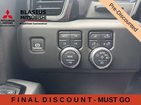 Used 2025 GMC Sierra 2500 AT4 w/ AT4 Premium Plus Package AWD/4WD image 22