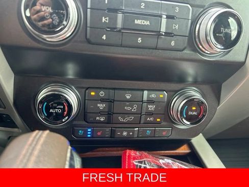 Used 2019 Ford F150 King Ranch w/ Equipment Group 601A Luxury AWD/4WD image 32