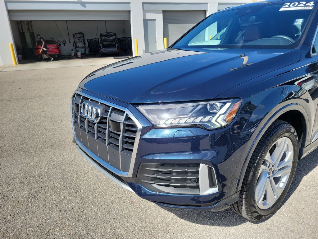 Certified 2024 Audi Q7 2.0T Premium Plus AWD/4WD image 7