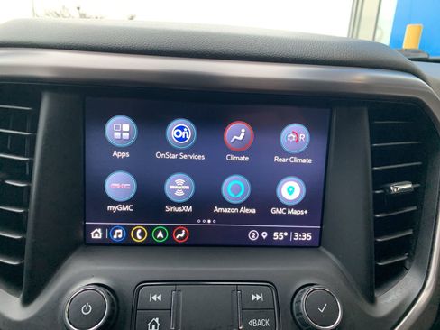 Used 2021 GMC Acadia AT4 image 25