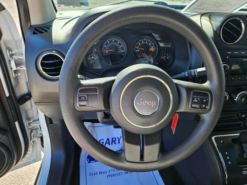 Used 2015 Jeep Compass Sport w/ Power Value Group image 20