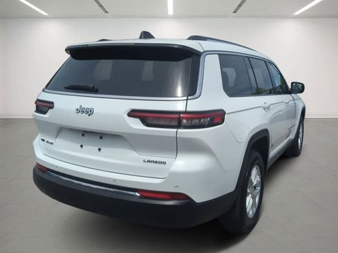 Used 2023 Jeep Grand Cherokee L Laredo w/ Luxury Tech Group I AWD/4WD image 6