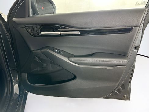 Used 2025 Kia Seltos S image 31