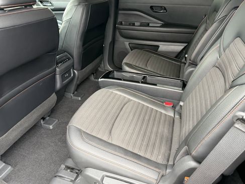 Certified 2024 Nissan Pathfinder Rock Creek image 16