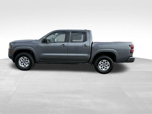 Certified 2024 Nissan Frontier SV image 8