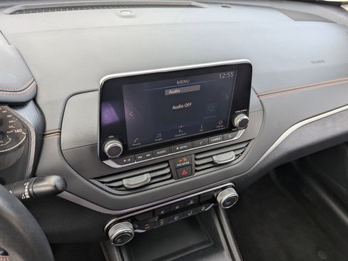 Used 2021 Nissan Altima 2.5 SR image 23