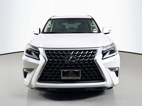 Certified 2022 Lexus GX 460 Luxury w/ Off Road Package image 2