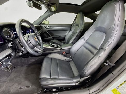 Certified 2021 Porsche 911 Carrera RWD image 5