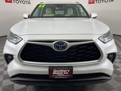Certified 2022 Toyota Highlander XLE image 21