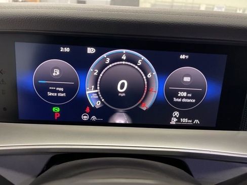 New 2025 Volkswagen Tiguan SE R-Line image 14