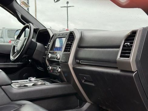 Used 2021 Ford Expedition Max XLT RWD image 16