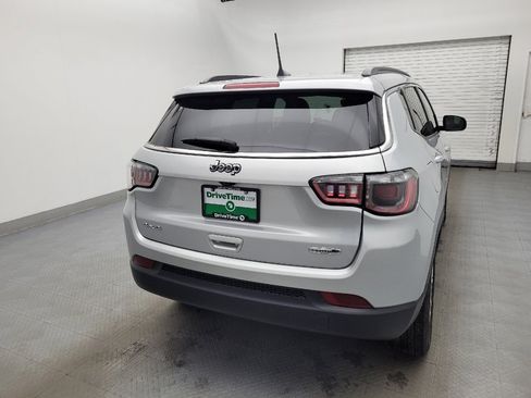 Used 2024 Jeep Compass Latitude image 7