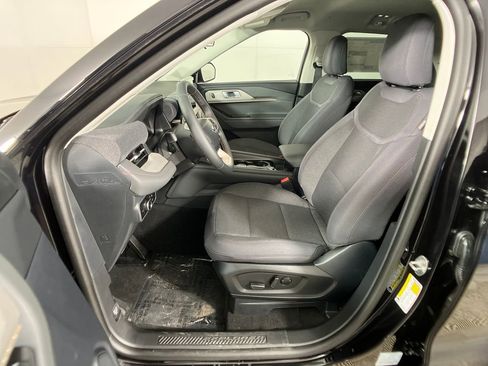 New 2026 Ford Explorer Active image 30