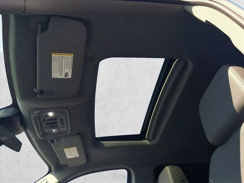 Used 2023 Chevrolet Silverado 1500 LT Trail Boss w/ LT Trail Boss Premium Package AWD/4WD image 15