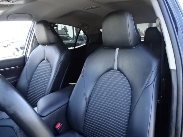 Certified 2022 Toyota Camry SE FWD image 18