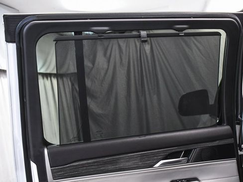 Used 2022 Jeep Wagoneer Series III w/ Premium Group I image 13