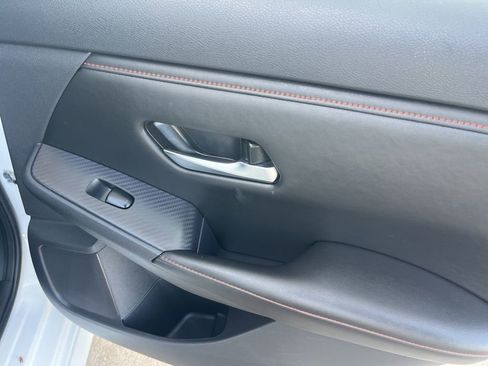 Used 2024 Nissan Sentra SR w/ SR Premium Package FWD image 24