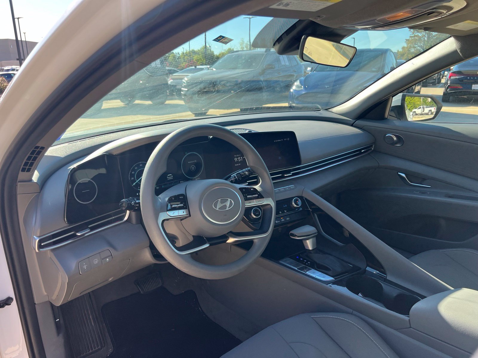 Used 2024 Hyundai Elantra Blue FWD image 20