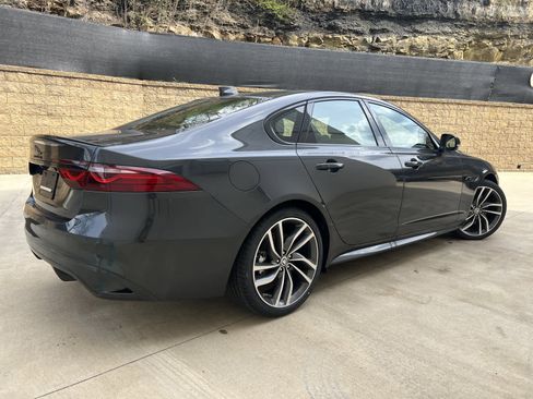 Used 2024 Jaguar XF R-Dynamic SE image 3