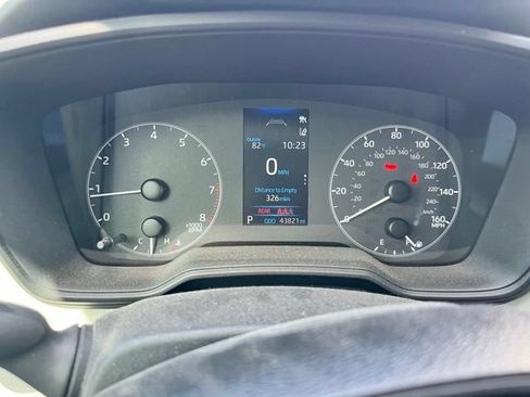 Certified 2025 Toyota Corolla LE FWD image 10