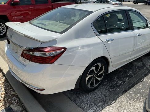 Used 2016 Honda Accord EX-L image 5