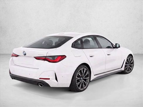 Used 2022 BMW 430i Gran Coupe w/ M Sport Package RWD image 7