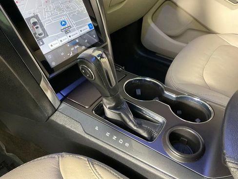 Used 2018 Ford Explorer Limited w/ Equipment Group 301A FWD image 21