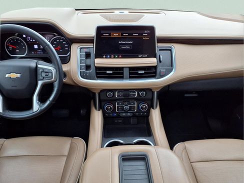 Used 2021 Chevrolet Tahoe Premier w/ Premium Package RWD image 14