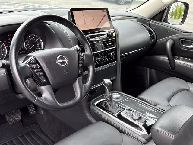 Used 2024 Nissan Armada SV AWD/4WD image 17