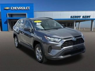 Used 2023 Toyota RAV4 LE AWD/4WD video 1