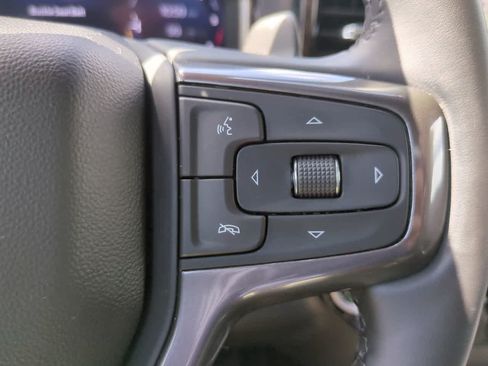 Used 2025 Chevrolet Silverado 1500 ZR2 w/ Technology Package AWD/4WD image 26
