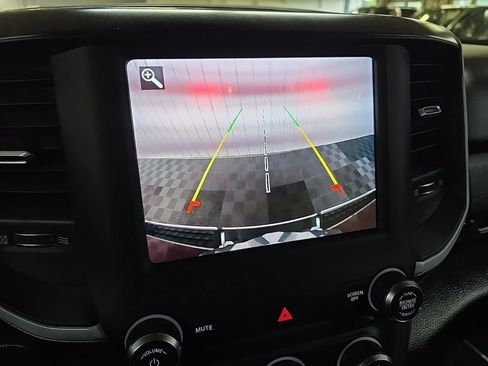Used 2020 RAM 1500 Big Horn AWD/4WD image 23