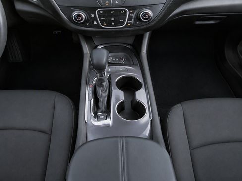 Used 2024 Chevrolet Malibu LT FWD image 14