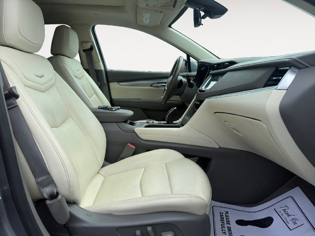 Used 2021 Cadillac XT5 Premium Luxury FWD image 15