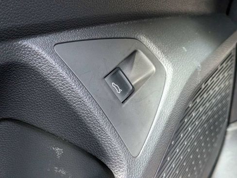 Used 2026 Volkswagen Jetta Sport FWD image 32