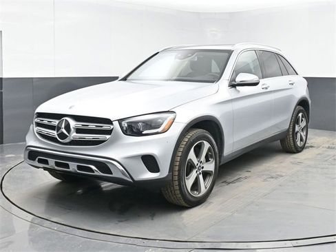 Used 2020 Mercedes-Benz GLC 300 4MATIC image 5