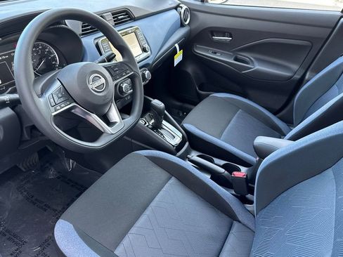 New 2025 Nissan Versa SV w/ Trunk Package FWD image 7