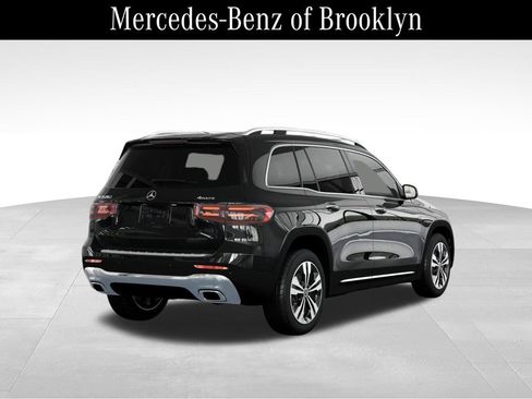 Used 2025 Mercedes-Benz GLB 250 4MATIC image 22
