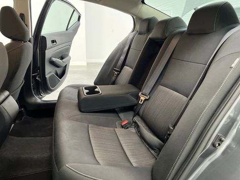 Used 2024 Nissan Altima 2.5 SV image 13