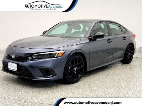 Used 2024 Honda Civic Sport image 1