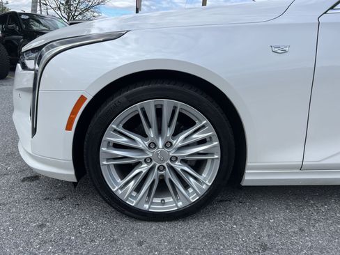 Used 2023 Cadillac CT4 Premium Luxury RWD image 12