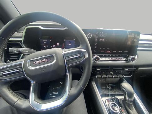 Used 2024 GMC Canyon Elevation w/ Convenience Package AWD/4WD image 13