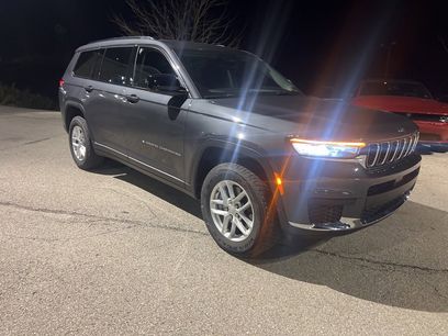 Used 2022 Jeep Grand Cherokee L Laredo w/ Luxury Tech Group I