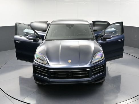 New 2026 Porsche Cayenne Coupe image 34