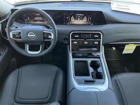 New 2026 Nissan Armada SV image 8