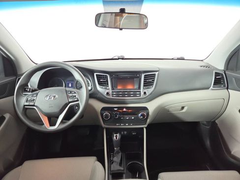Used 2018 Hyundai Tucson SE AWD/4WD image 22
