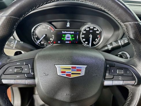 Used 2020 Cadillac XT4 Sport w/ LPO, Midnight Sport Package FWD image 16